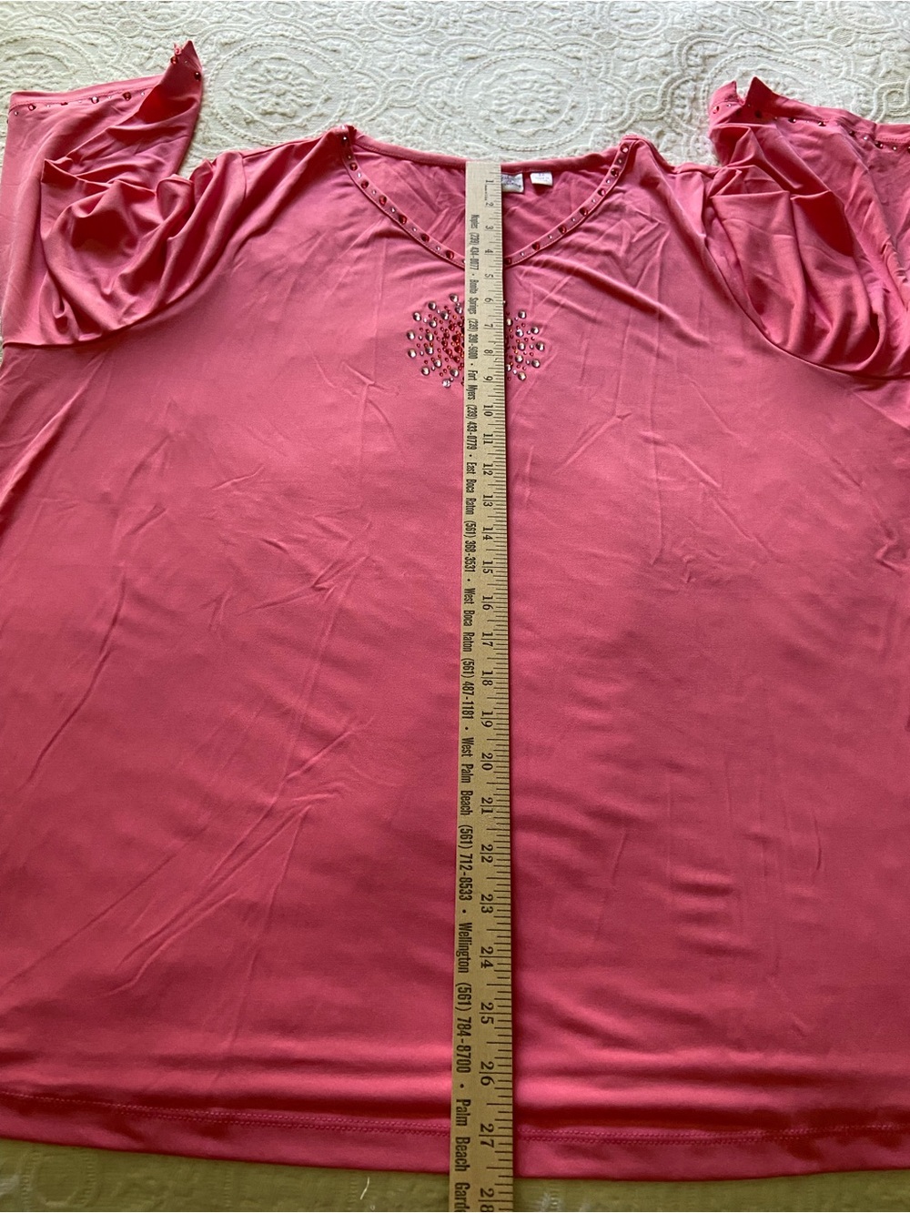 Quacker Factory flower medallion 3/4 sleeve - Picture 6 of 12